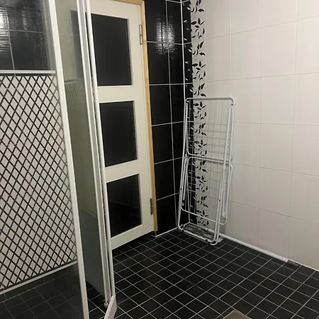 Apartament Private In A Shared Detached House *