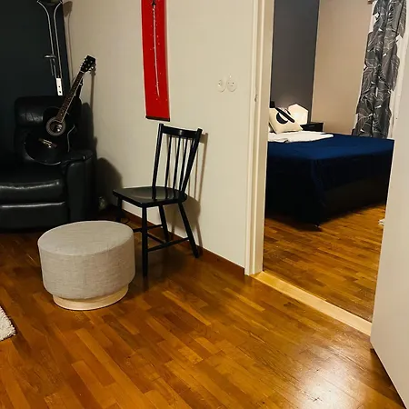 Private In A Shared Detached House